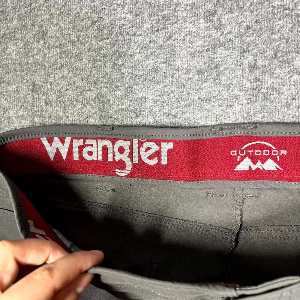 Wrangler Outdoor Hiking Pants Mens 40 x 30 Gray Stretch Fishing Travel Cargo